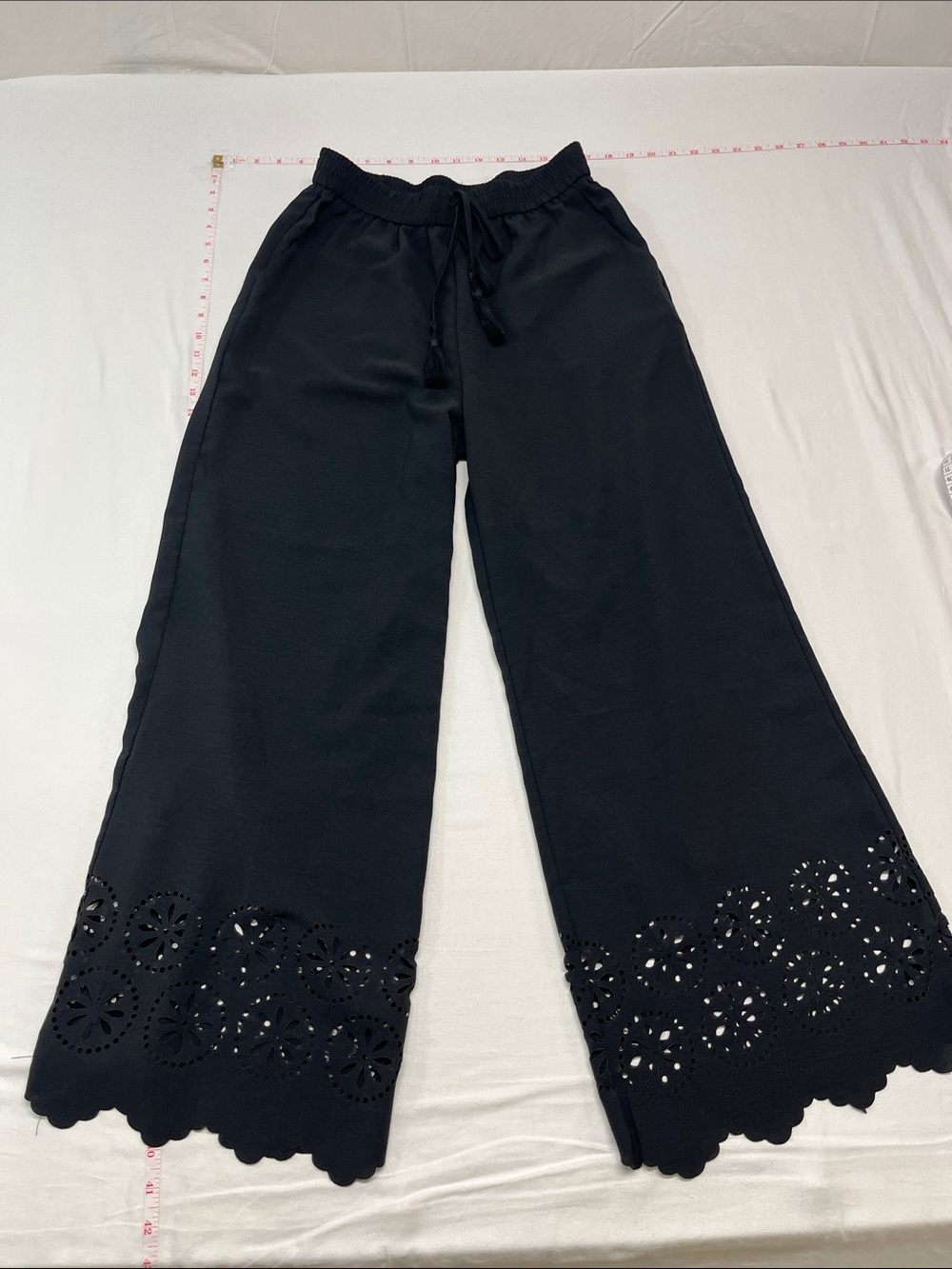 Cupshe Black Wide-Leg Pants with Eyelet Hem casual beach, cover-up cruise 1445 - Picture 3 of 4